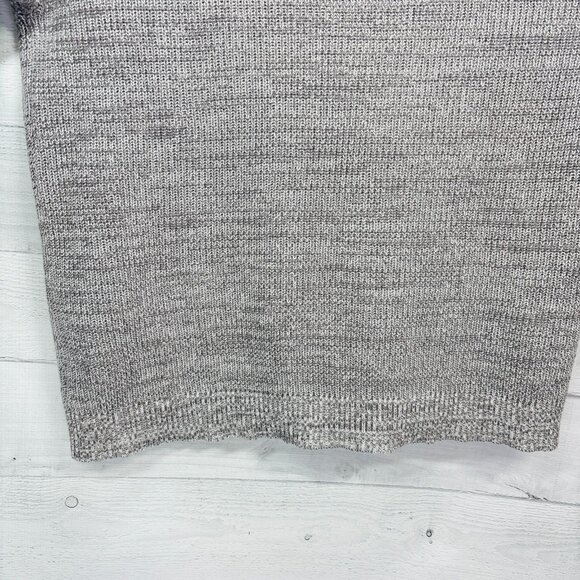 Torrid Womens Sweater Plus 2  (2X) Gray Knit Cutout Neck Long Sleeve Pullover - Picture 10 of 13